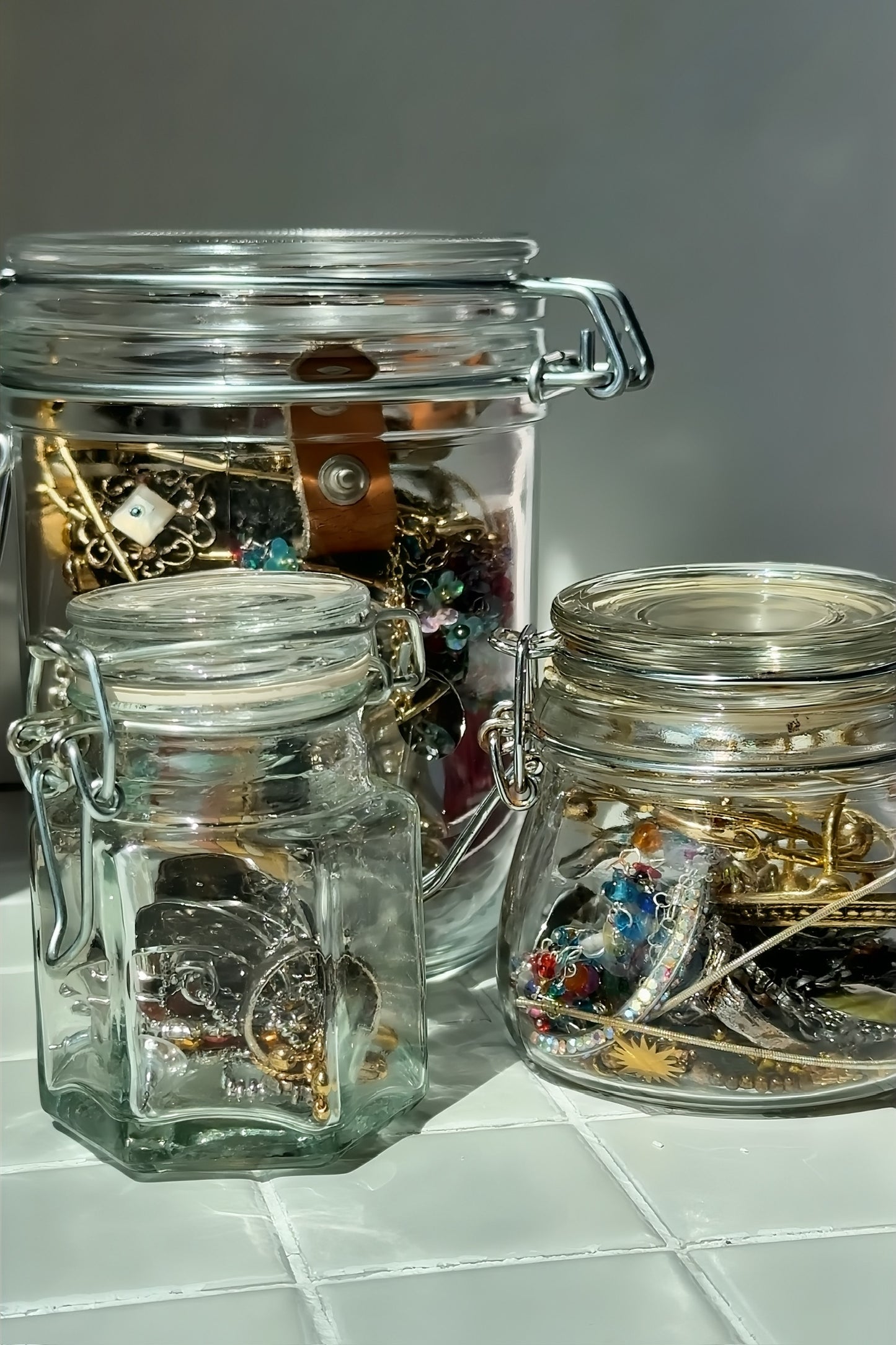 💗 Mini Vintage Jewellery Jar – 10 Pieces