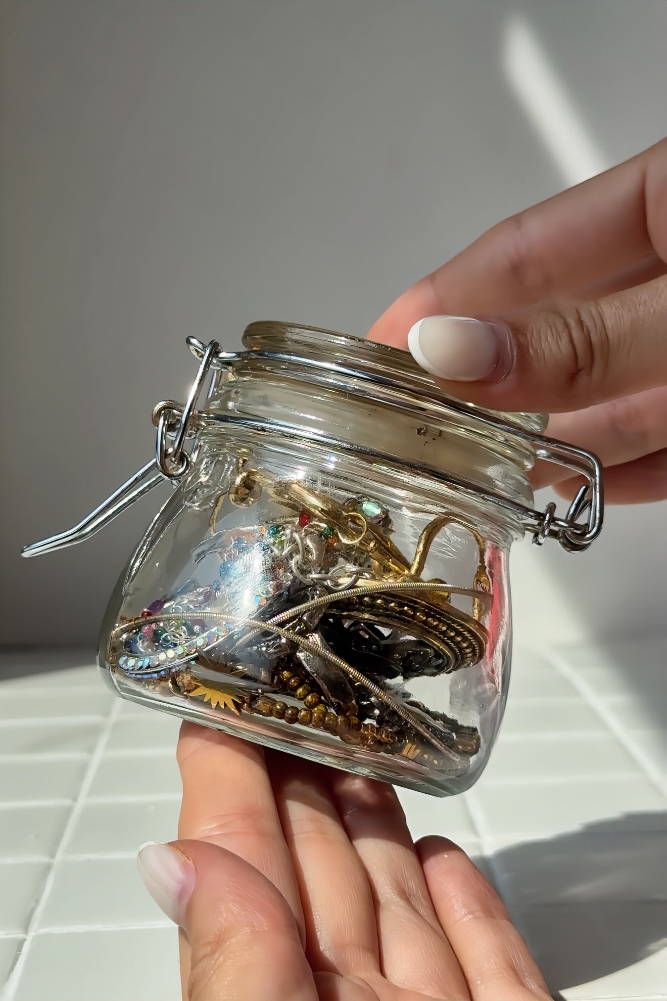 💗 Mini Vintage Jewellery Jar – 10 Pieces