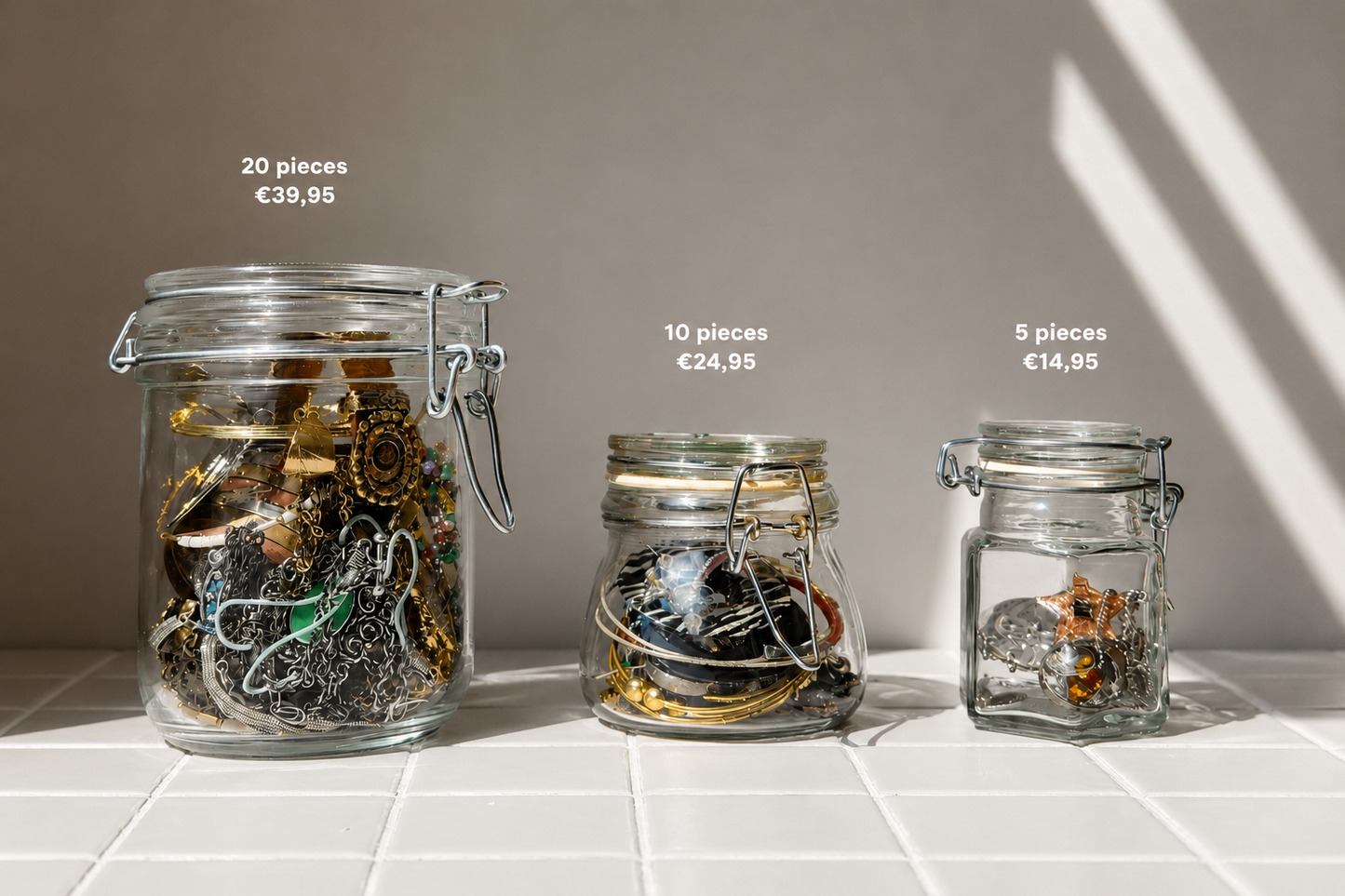 💗 Mini Vintage Jewellery Jar – 10 Pieces